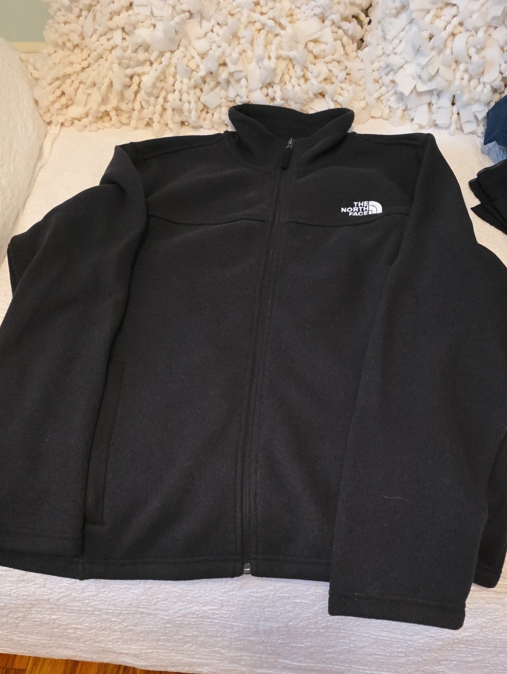 The North Face Black Lightweight Full-Zip Fleece Jacket